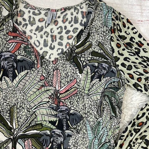 Anthropologie Bl^nk London Elephant Safari Sibley V Neck Blouse - Picture 8 of 11